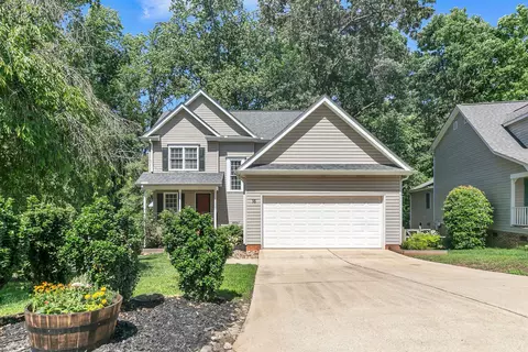 16 Danchris Ct, Taylors, SC 29687