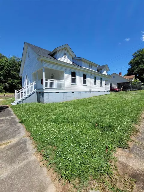 225 Limestone St, Pacolet, SC 29372