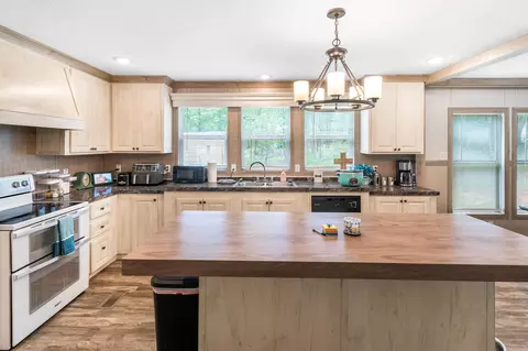 126 Bolt Ln, Easley, SC 29640 photo 12
