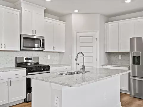 713 Whitebark Dr, Pendleton, SC 29670 photo 4