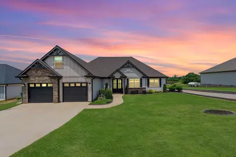 222 Blease Horton Dr, Boiling Springs, SC 29316