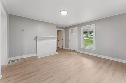 Living - 1232 Spring St, Drayton, SC 29333 photo 2 of 4