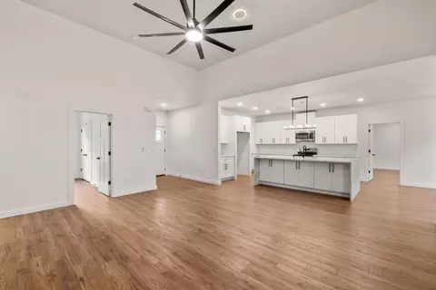 175 Riverbluff Ext, Inman, SC 29349 photo 9