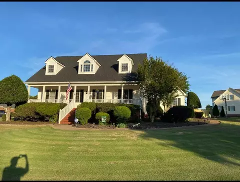 431 Carrington Dr, Boiling Springs, SC 29316