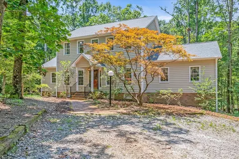 107 Cinder Creek Rd, Spartanburg, SC 29307
