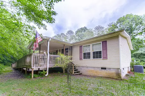 254 Carroll Estate Rd, Gaffney, SC 29340