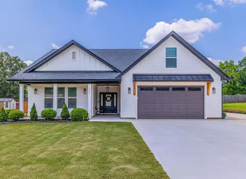 105 Holmes Dr, Spartanburg, SC 29303