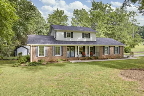 9 Mountain Brook Trl, Greenville, SC 29609