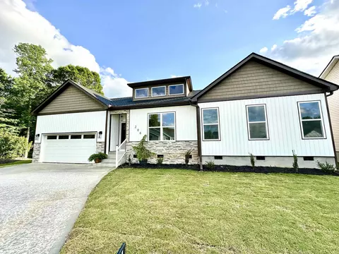 206 Page Creek Blvd, Landrum, SC 29356