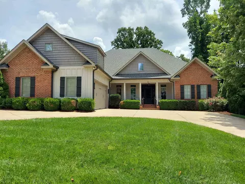 114 Sycamore Ct, Spartanburg, SC 29302