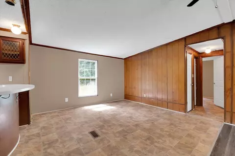 130 Hillside Dr, Roebuck, SC 29376 photo 11