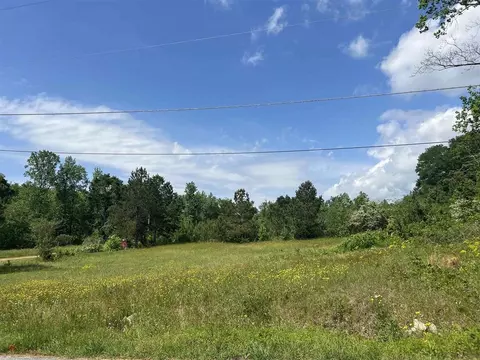 498 Biblebrook Dr, Greer, SC 29651