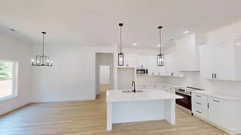 Kitchen - 112 Susans Rd, Gaffney, SC 29341 photo 1 of 4