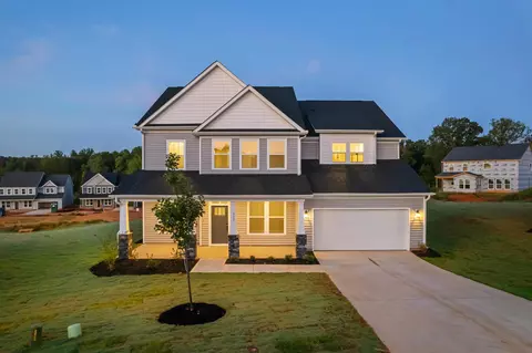 Exterior - 913 Wild Pine Ct, Duncan, SC 29334 photo 4 of 6