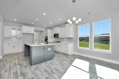 Kitchen - 913 Wild Pine Ct, Duncan, SC 29334 photo 5 of 5