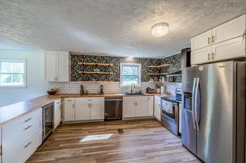 13 Thomas St, Williamston, SC 29697 photo 6