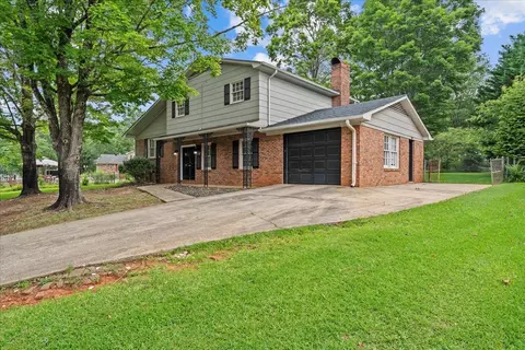 4391 Conrad Dr, Spartanburg, SC 29301