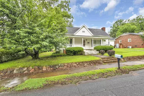 17 Bishop St, Inman, SC 29349