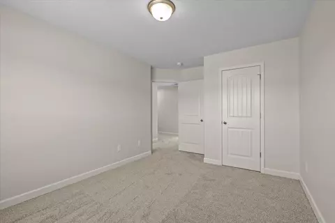 Bedroom - 1255 Stoneleigh Rd, Inman, SC 29349 photo 2 of 4