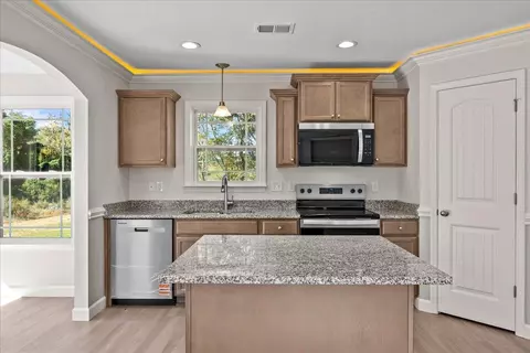 Kitchen - 1255 Stoneleigh Rd, Inman, SC 29349 photo 2 of 2