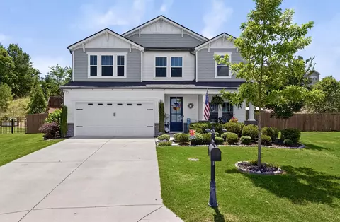 225 Grand River Ln, Simpsonville, SC 29681