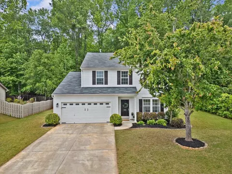 572 Cromwell Dr, Spartanburg, SC 29301