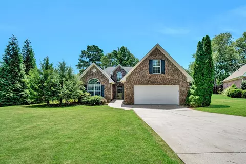 711 Waxwing Ct, Boiling Springs, SC 29316