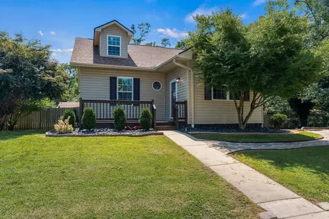 2 Upland St, Lyman, SC 29365