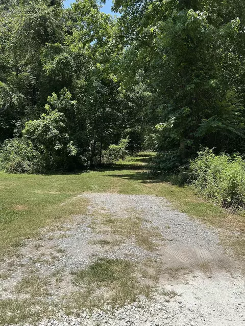 171 Henderson Trl, Chesnee, SC 29323
