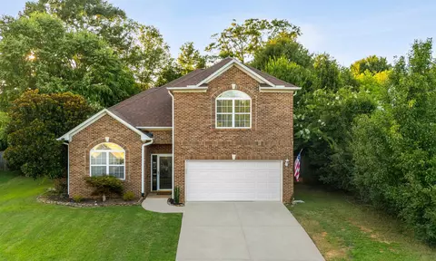 746 Tinder Box Ct, Boiling Springs, SC 29316