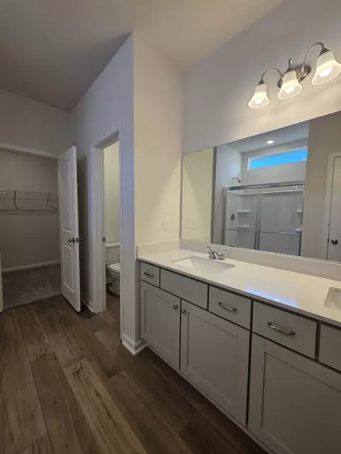 Bath - 407 Dodger Ave, Chesnee, SC 29323 photo 1 of 2