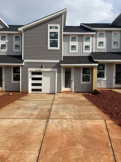 1298 Westgate Village Dr, Spartanburg, SC 29301