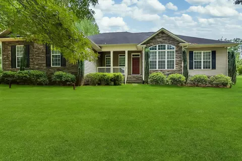 155 Pinewood Ln, Woodruff, SC 29388
