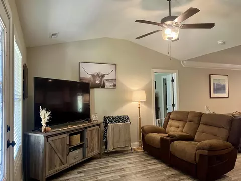 Living - 143 Rolling Mls, Gaffney, SC 29340 photo 1 of 1