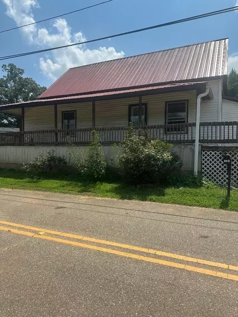 128 Westville St, Buffalo, SC 29321