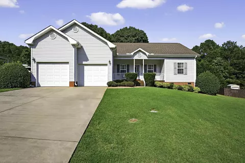 103 Garlington Ct, Easley, SC 29642