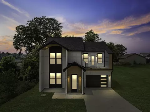 31 Gentry St, Greenville, SC 29611