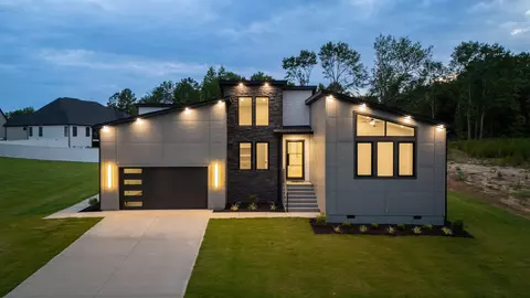 749 New South Ct, Wellford, SC 29385