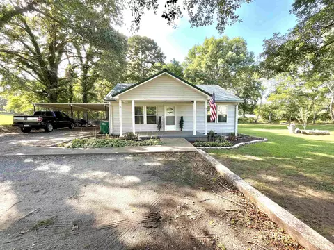 803 Battleground Rd, Chesnee, SC 29323