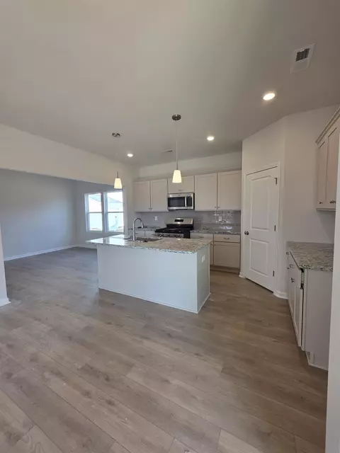 Kitchen - 415 Dodger Ave, Chesnee, SC 29323 photo 1 of 2