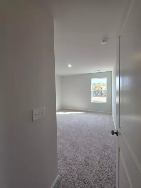 Entry Way - 415 Dodger Ave, Chesnee, SC 29323 photo 5 of 7