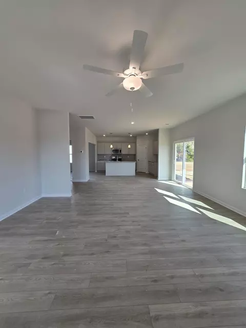 Living - 415 Dodger Ave, Chesnee, SC 29323 photo 4 of 4