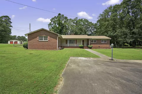 303 Dogwood Dr, Gaffney, SC 29340
