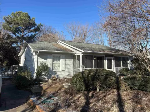 304 Mason Rd, Inman, SC 29349
