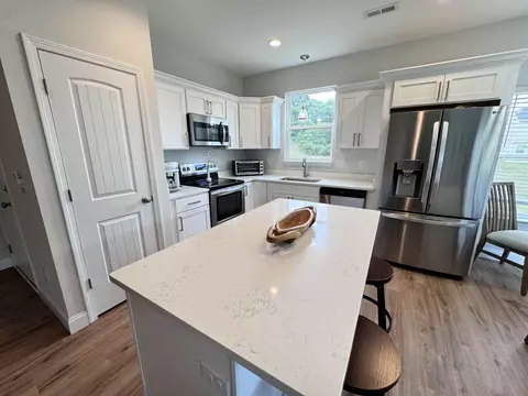 120 Cannon Dr, Duncan, SC 29334 photo 4