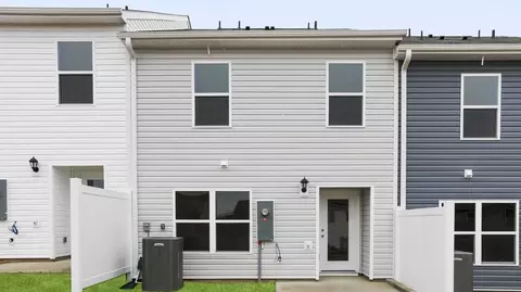 Exterior - 808 Embark Cir, Greer, SC 29651 photo 2 of 4