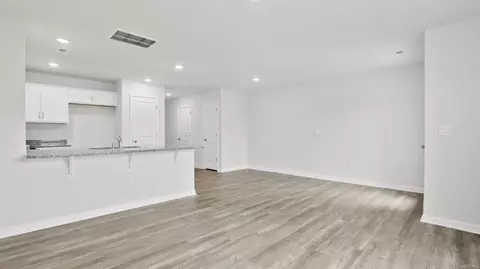 Living - 808 Embark Cir, Greer, SC 29651 photo 2 of 3