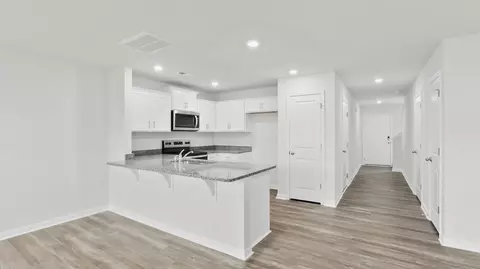 Entry Way - 808 Embark Cir, Greer, SC 29651 photo 3 of 5