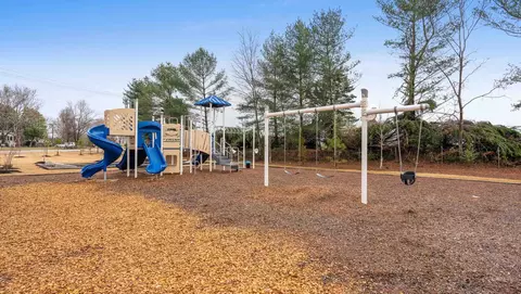 810 Embark Cir, Greer, SC 29651 photo 5