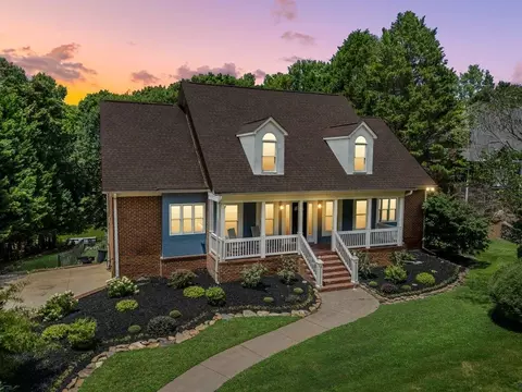 143 Morning Lake Dr, Moore, SC 29369
